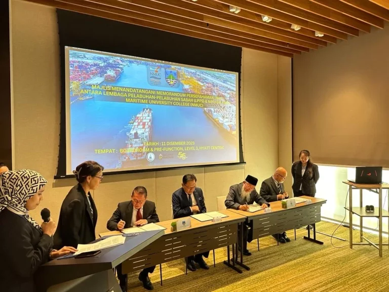 NMUC inked a Memorandum of Understanding (MoU) with Sabah Ports Authority