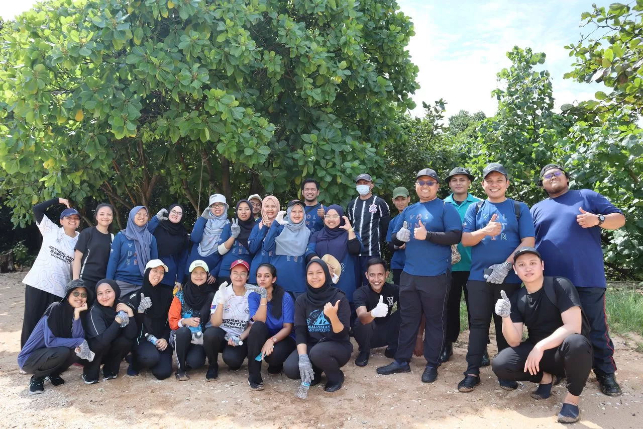 Beach Clean Up